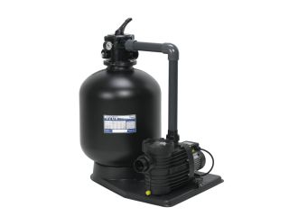 Filteranlage Azur KIT 560 mit einer Förderleistung von 12 m3/h auf Palette mit der Pumpe Bettar.